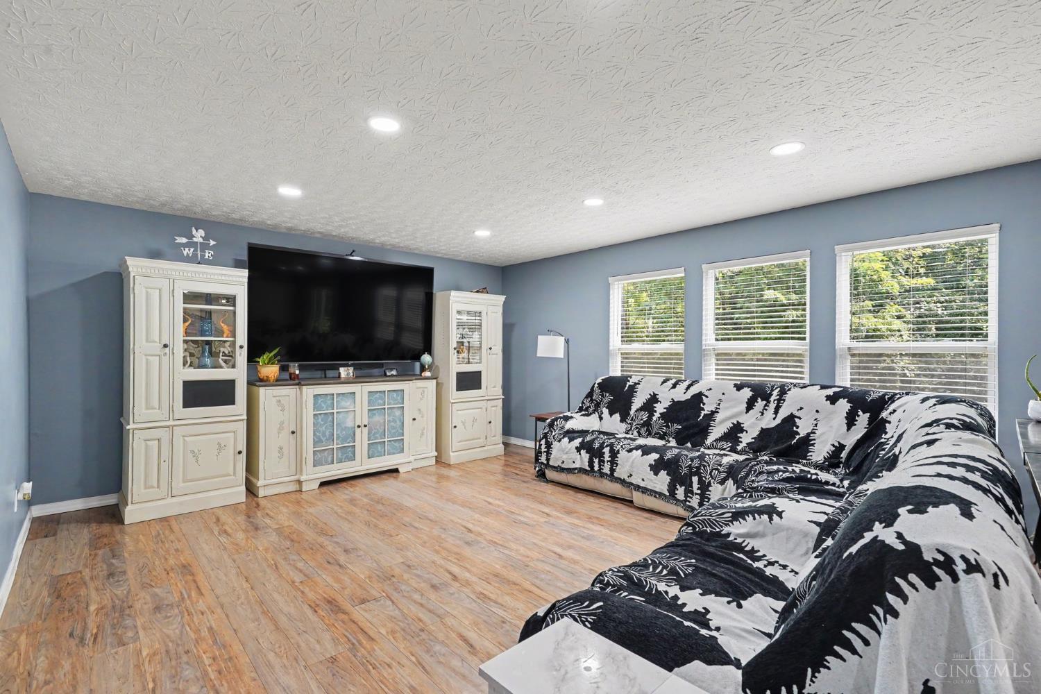 4 Shady Creek Lane