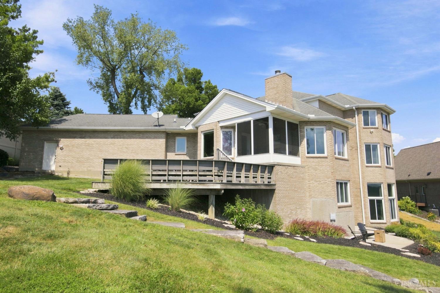 33 St Andrews Drive