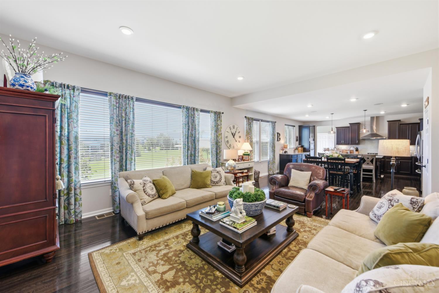 9328 Gardenside Lane