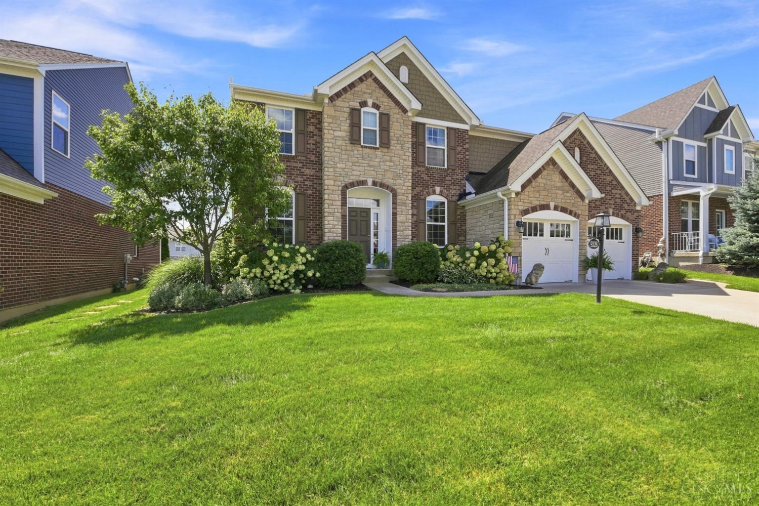 9328 Gardenside Lane