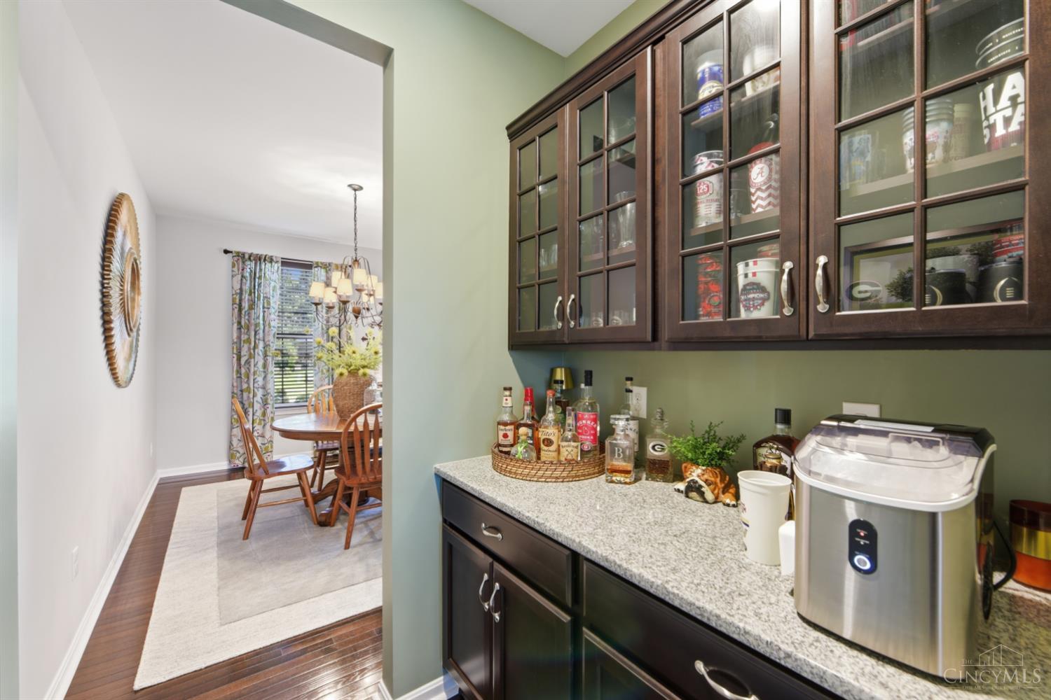 9328 Gardenside Lane