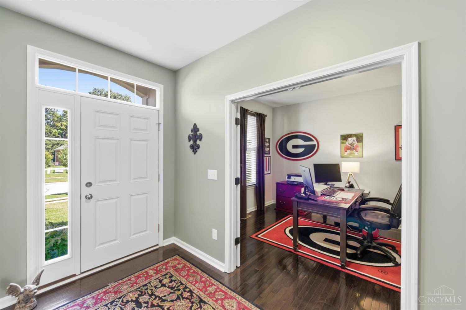 9328 Gardenside Lane