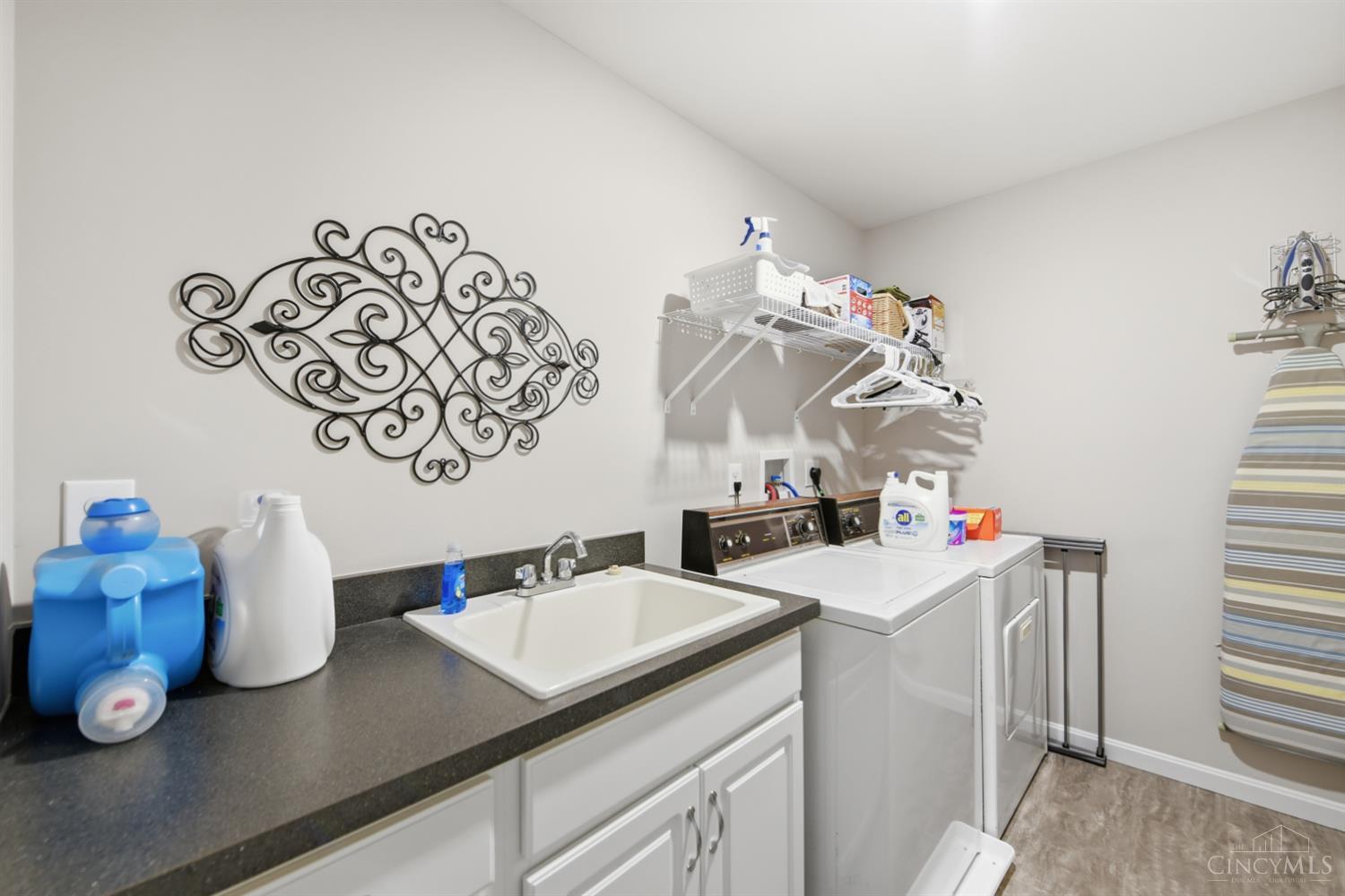 9328 Gardenside Lane