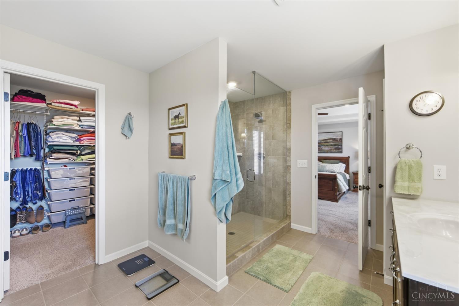 9328 Gardenside Lane