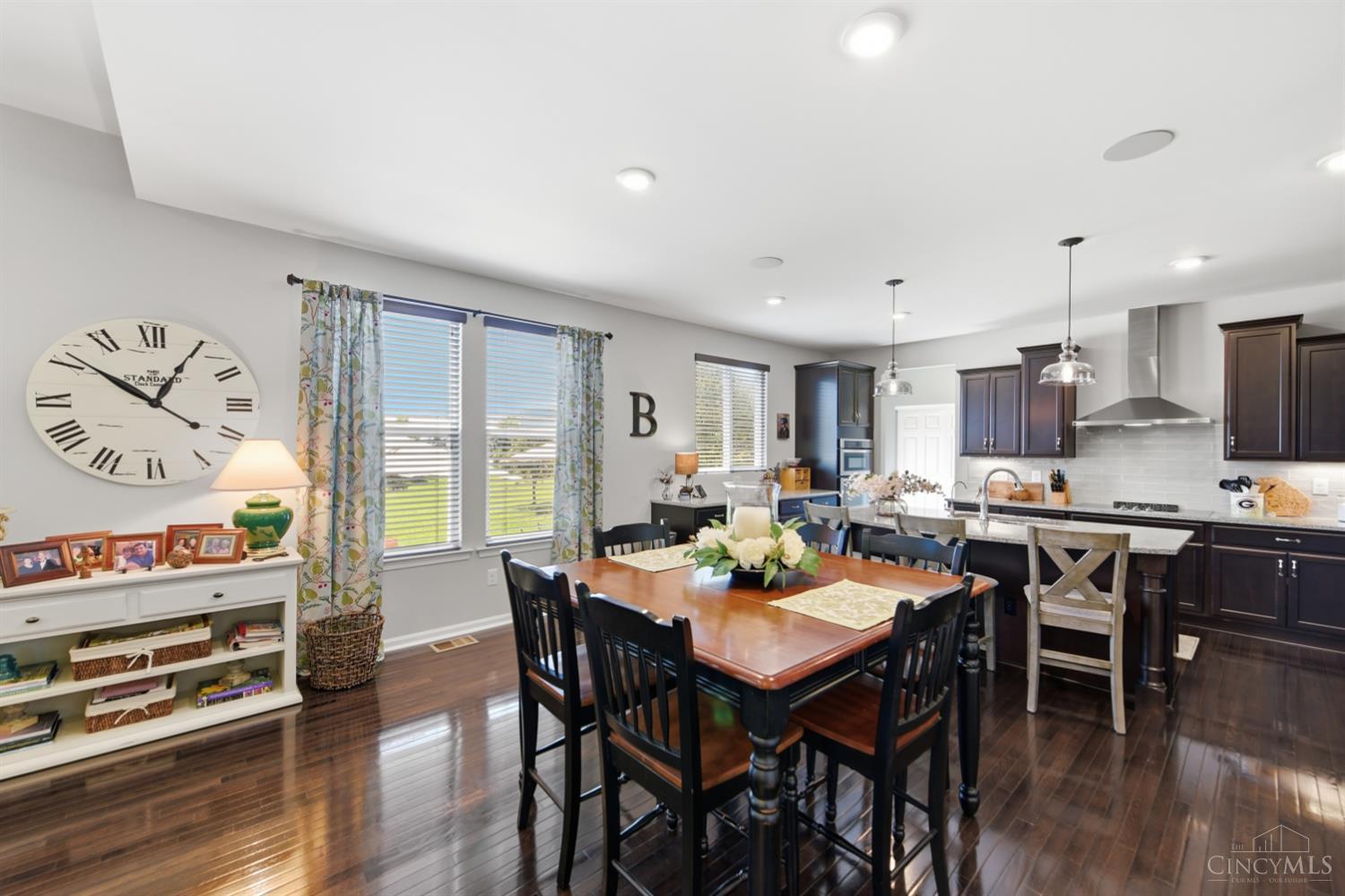 9328 Gardenside Lane