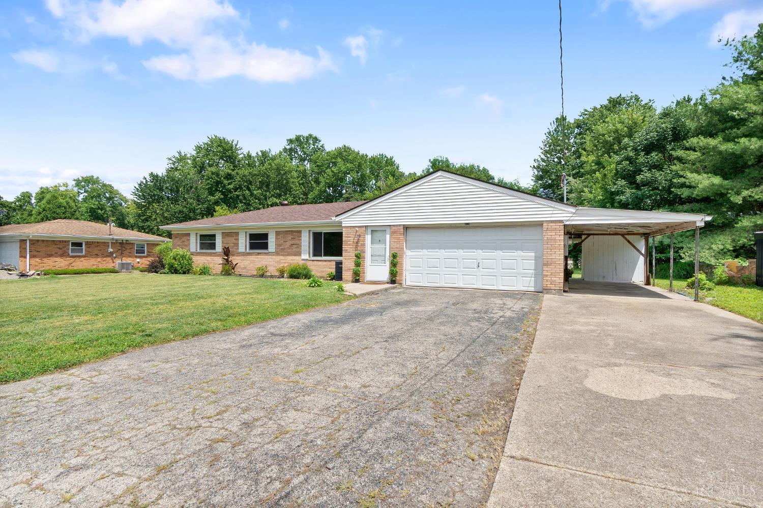4220 Forsythia Drive