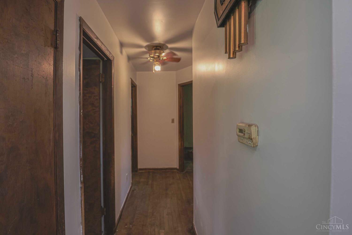 5681 Newtonsville Hutchinson Road