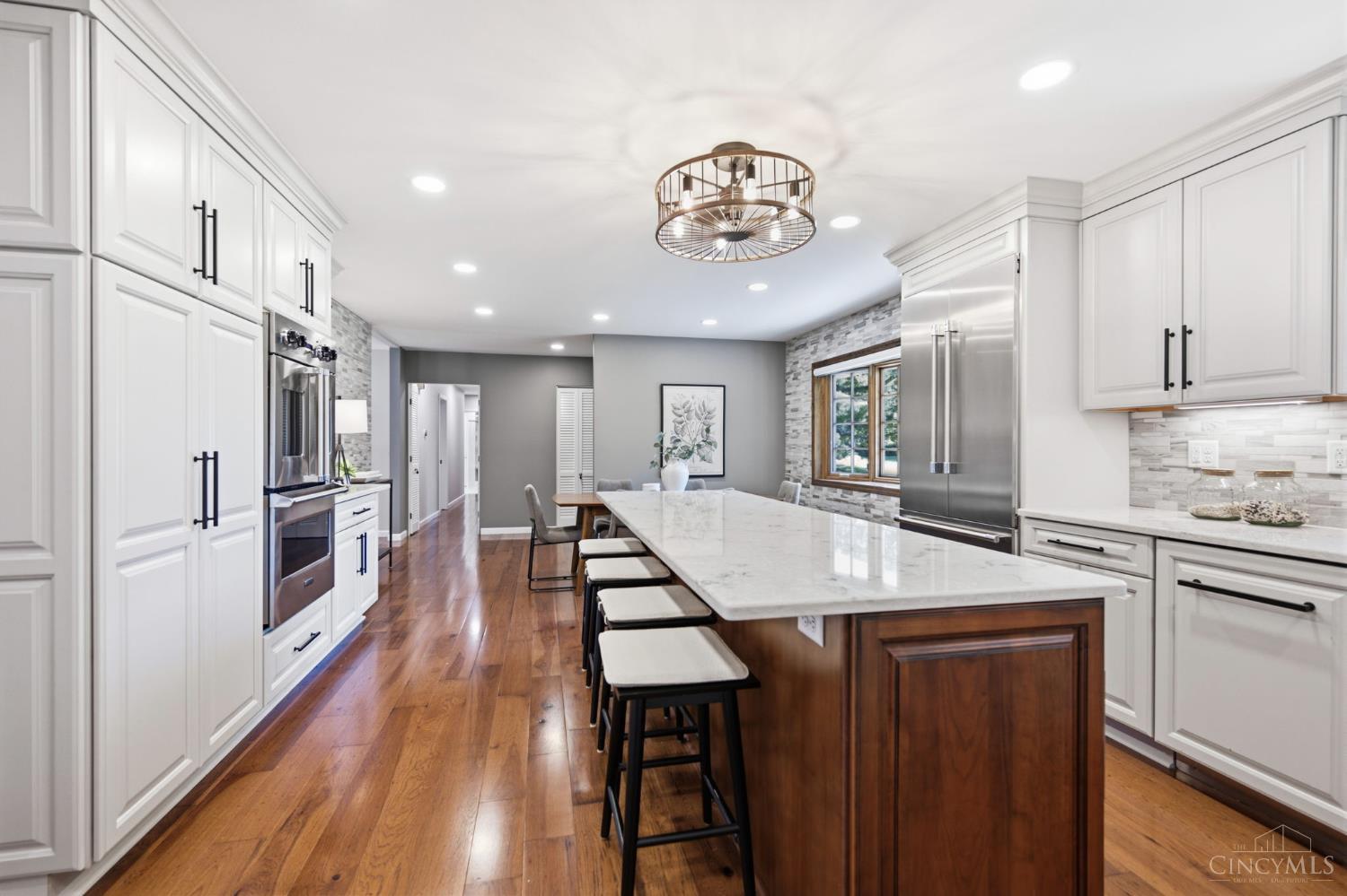 3105 N Whitetree Circle