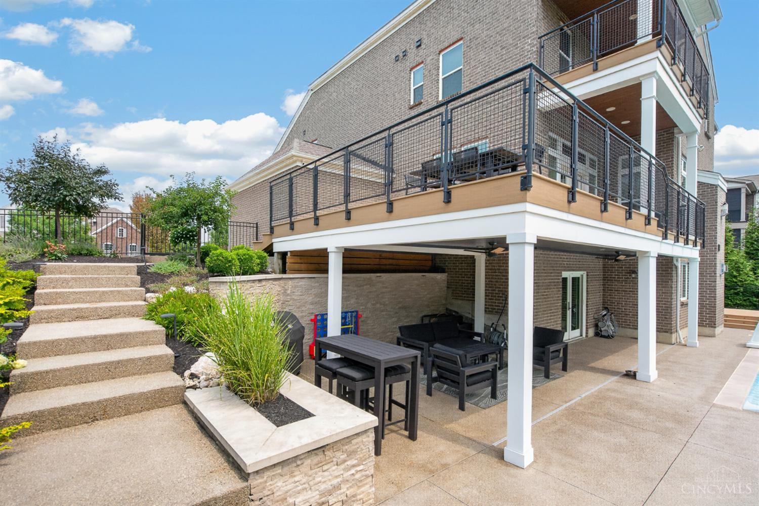 6845 Roberts Park Drive