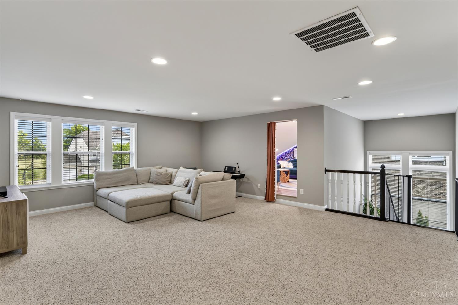 6845 Roberts Park Drive