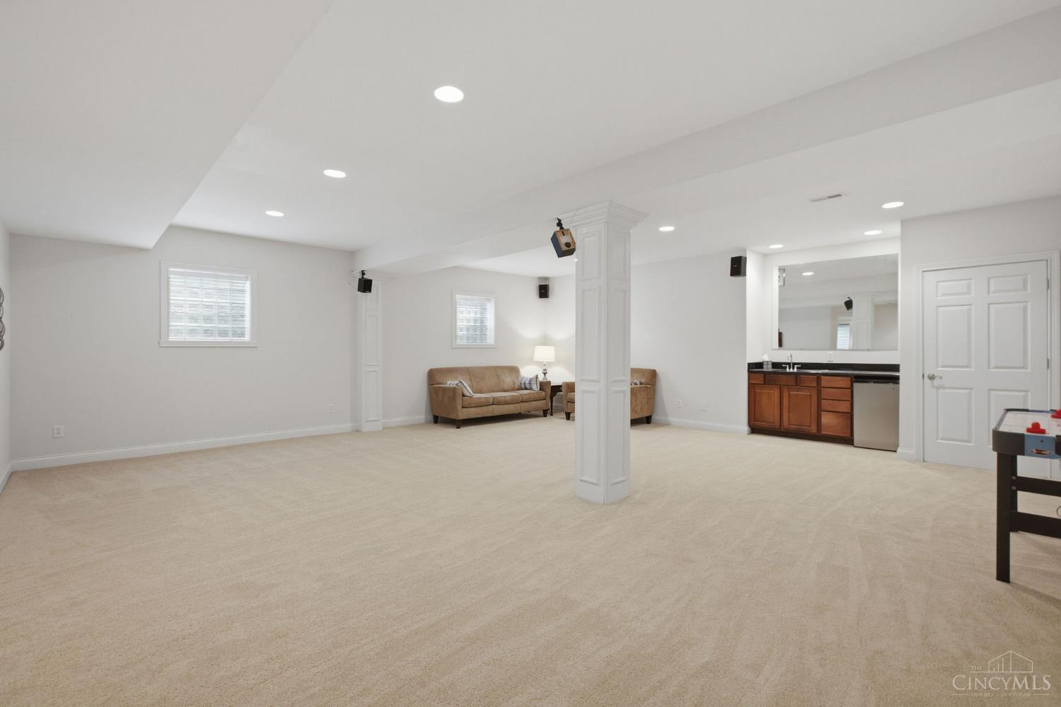 7176 EAGLES WING Drive