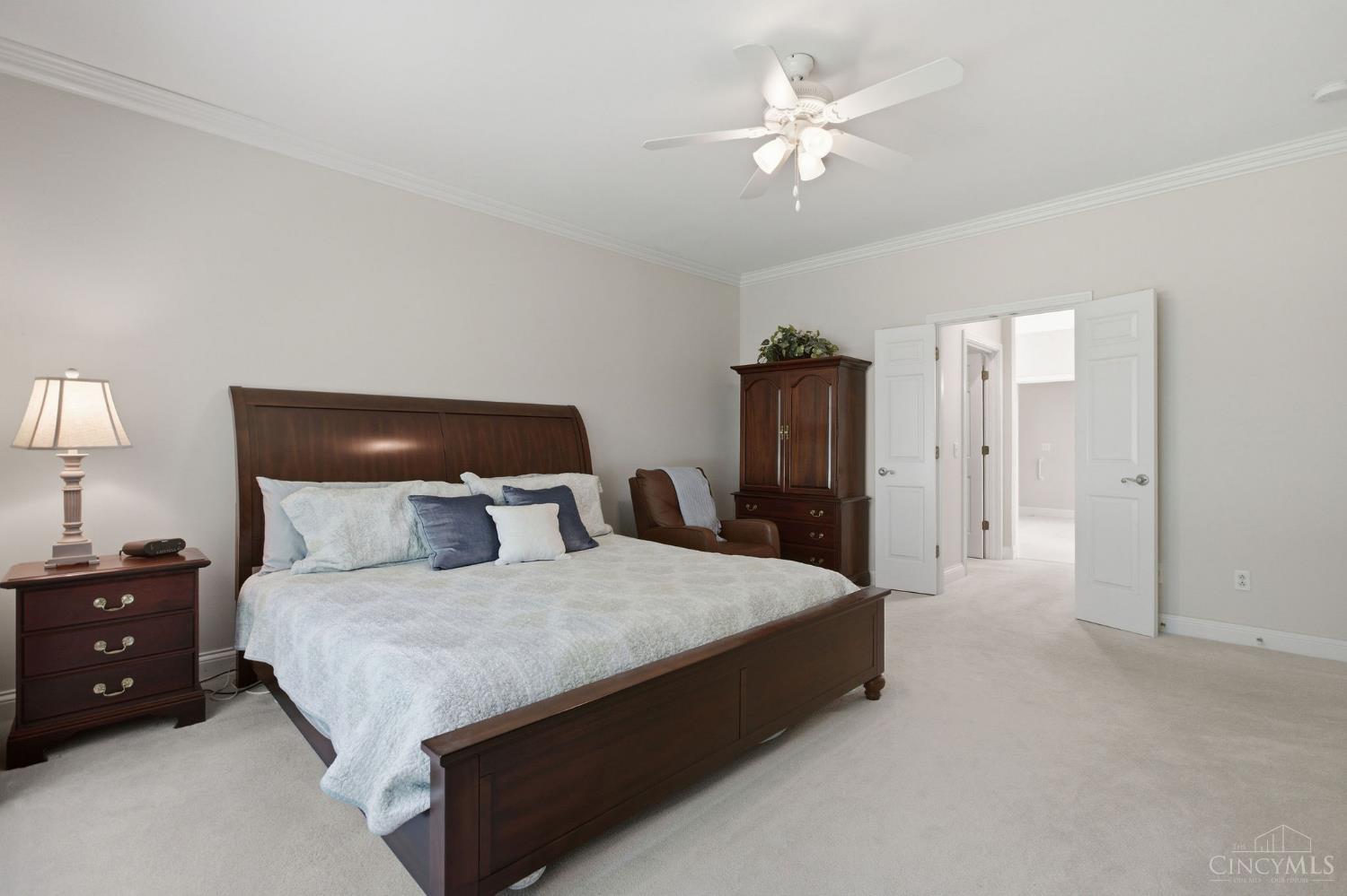 7176 EAGLES WING Drive