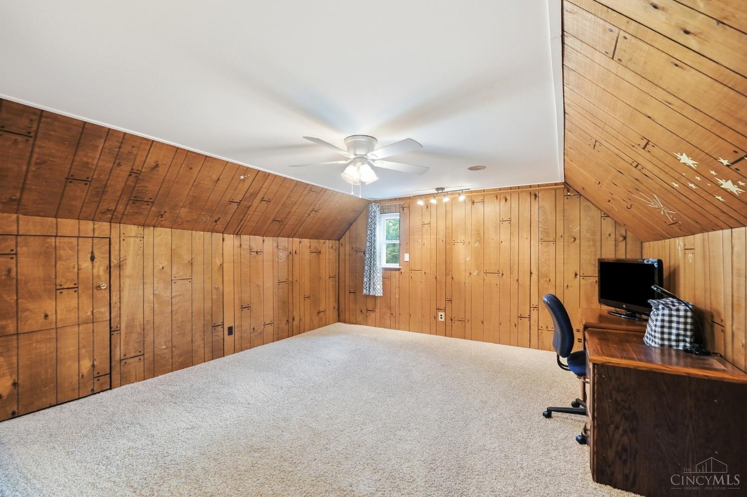 5585 Springdale Road