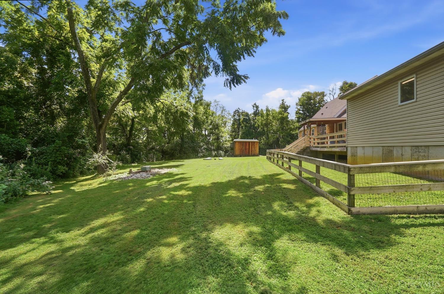 5585 Springdale Road