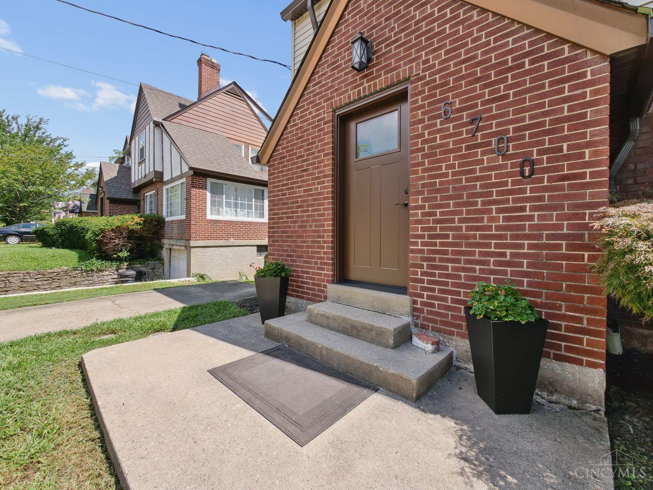 6632 Plainfield Road