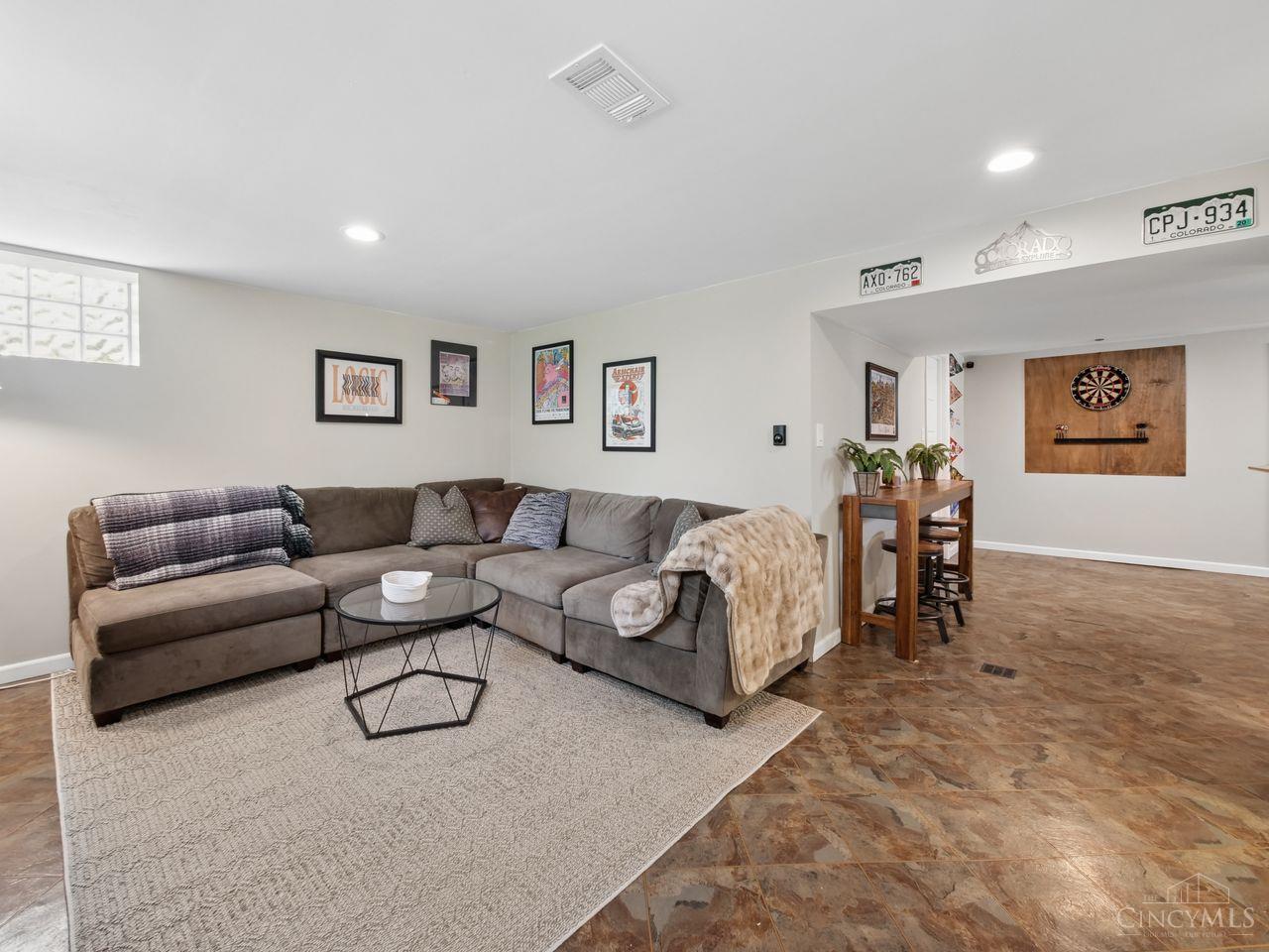 6632 Plainfield Road
