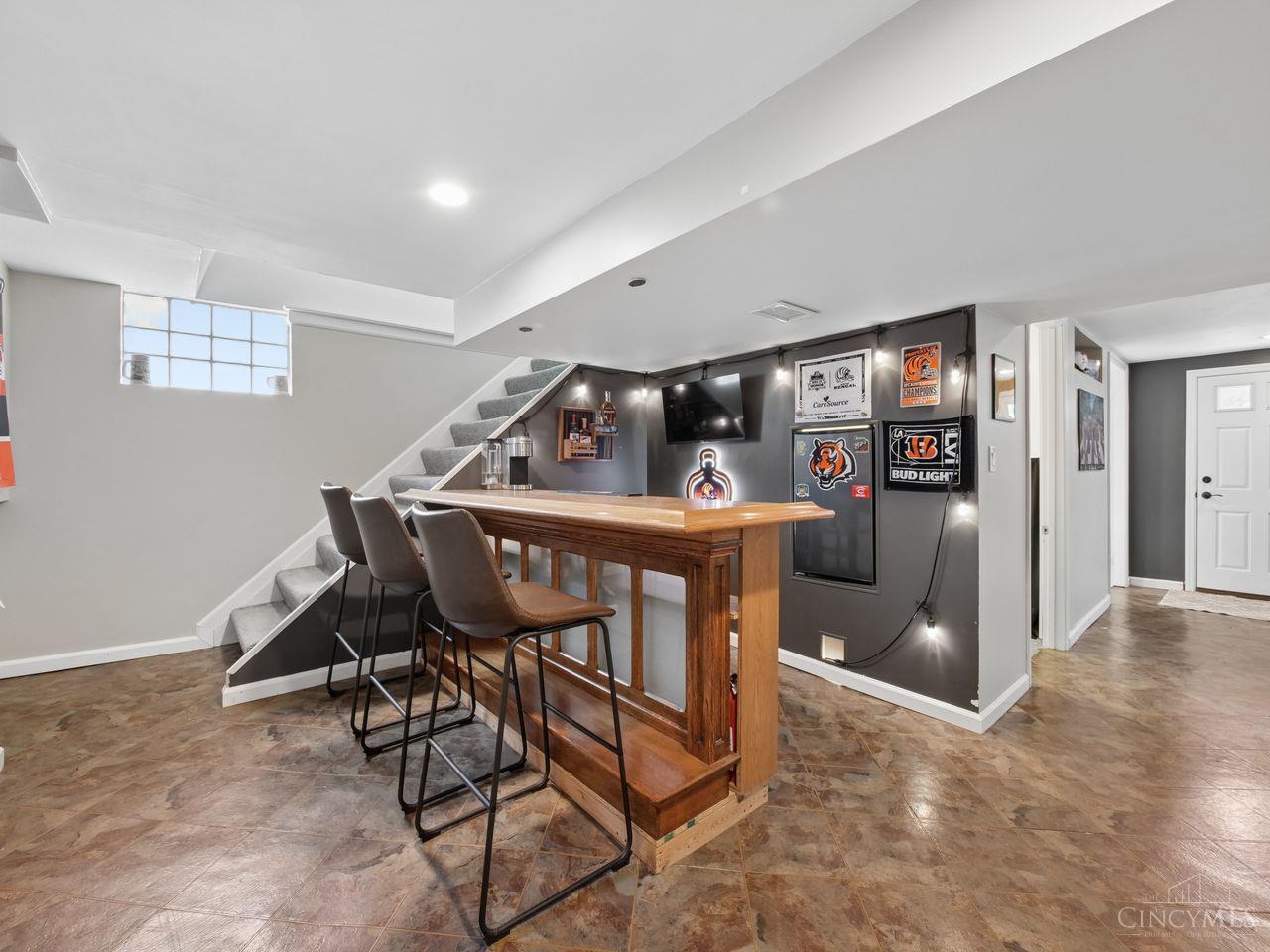6632 Plainfield Road