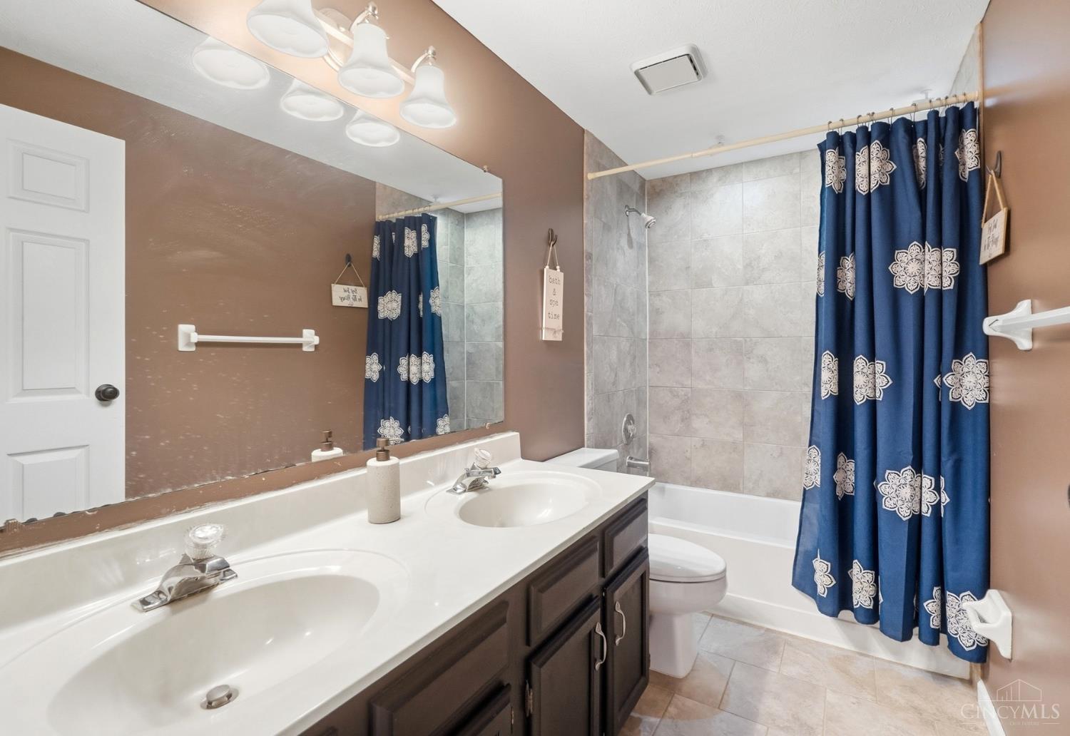 5246 Orchardridge Court