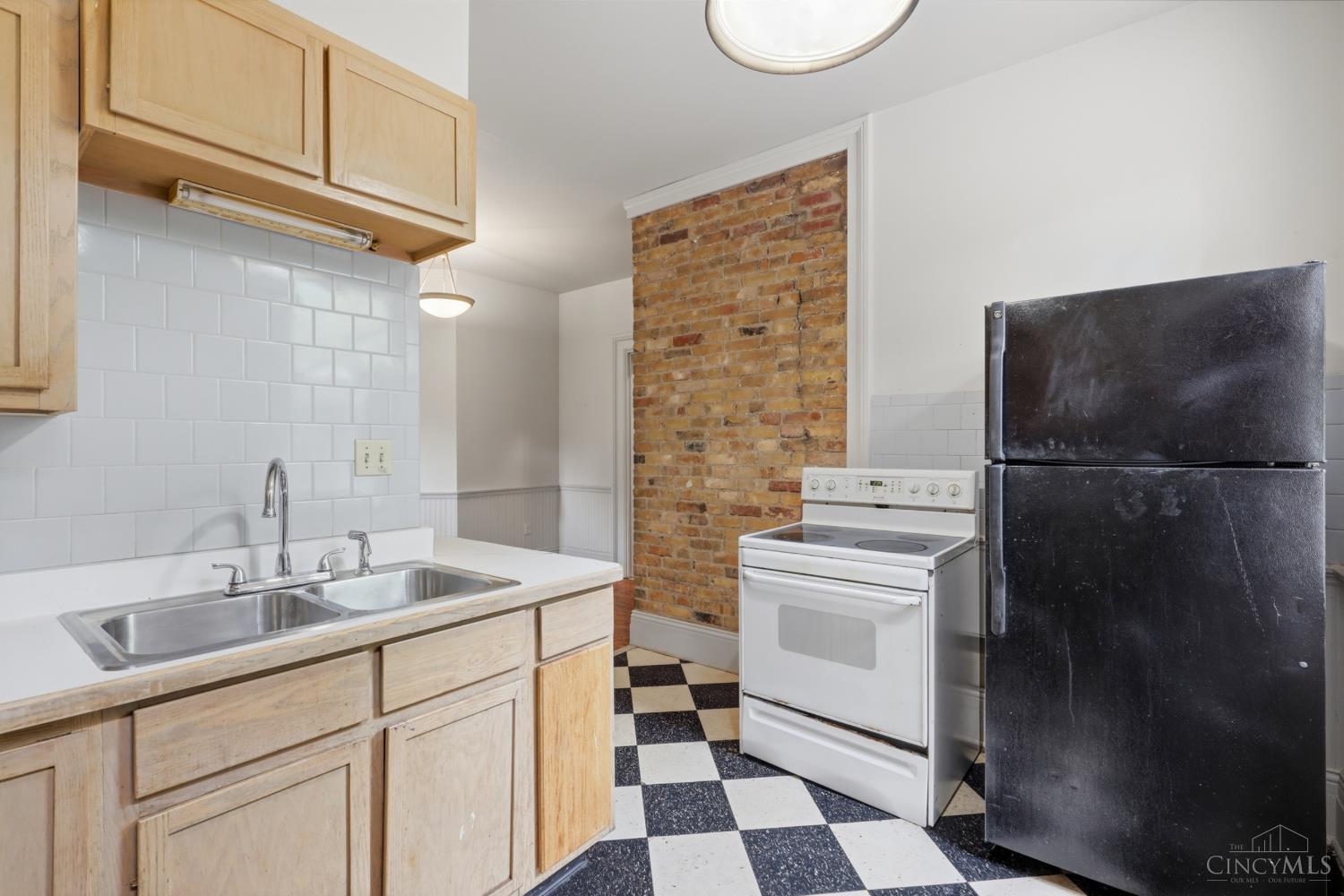 5109 Montgomery Road