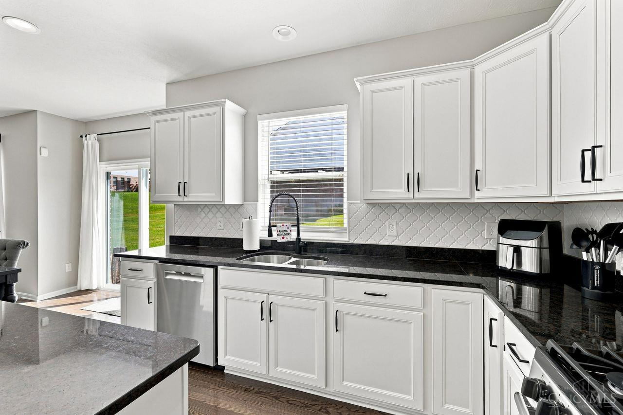 7109 Dudley View Drive