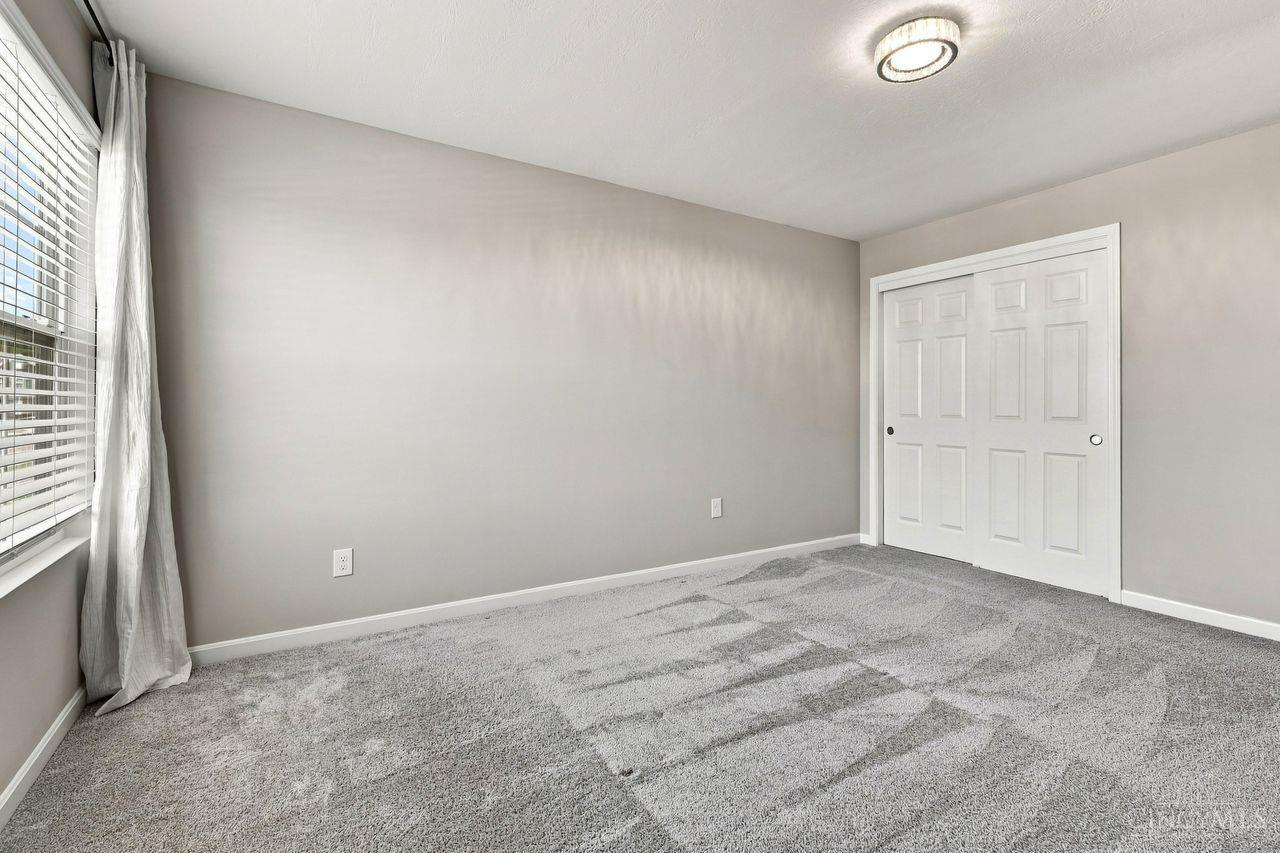 7109 Dudley View Drive