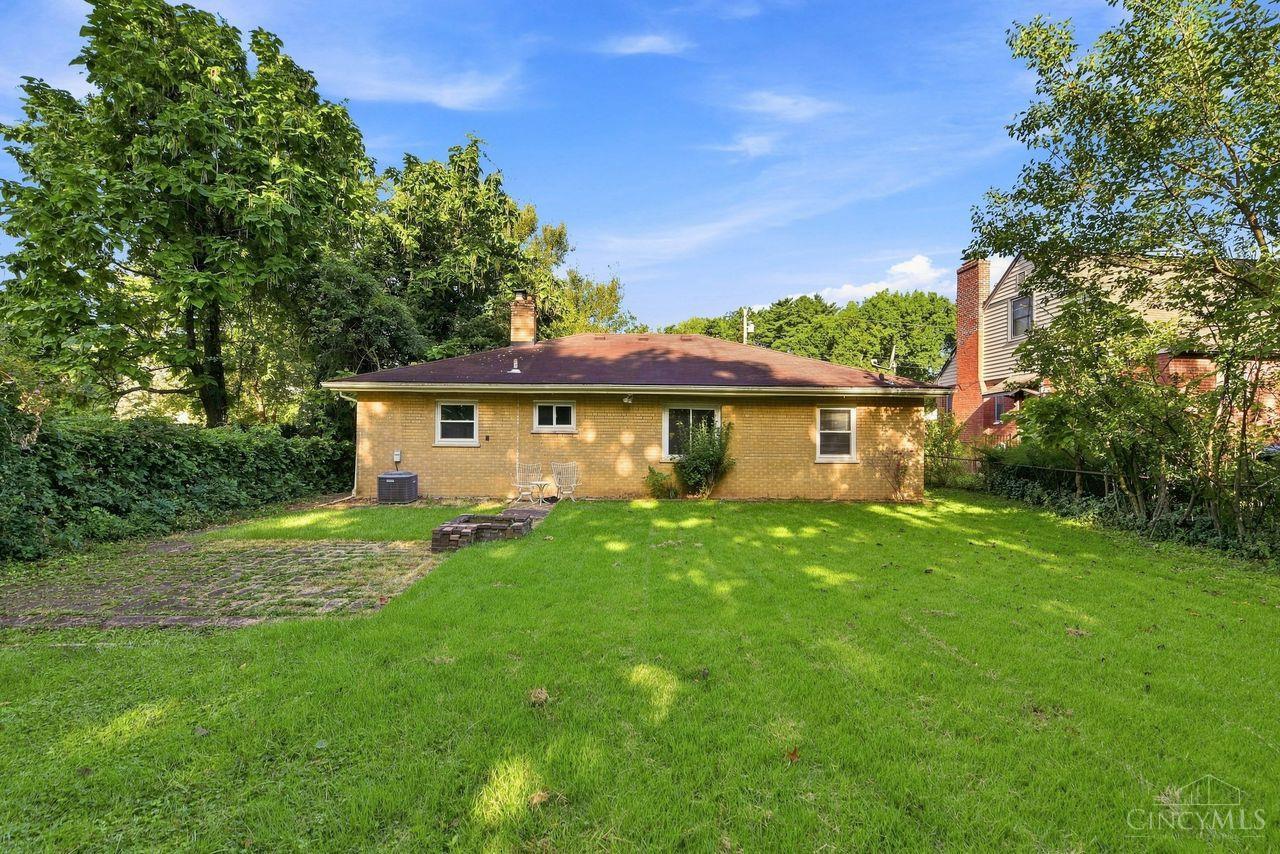 6908 Rob Vern Drive