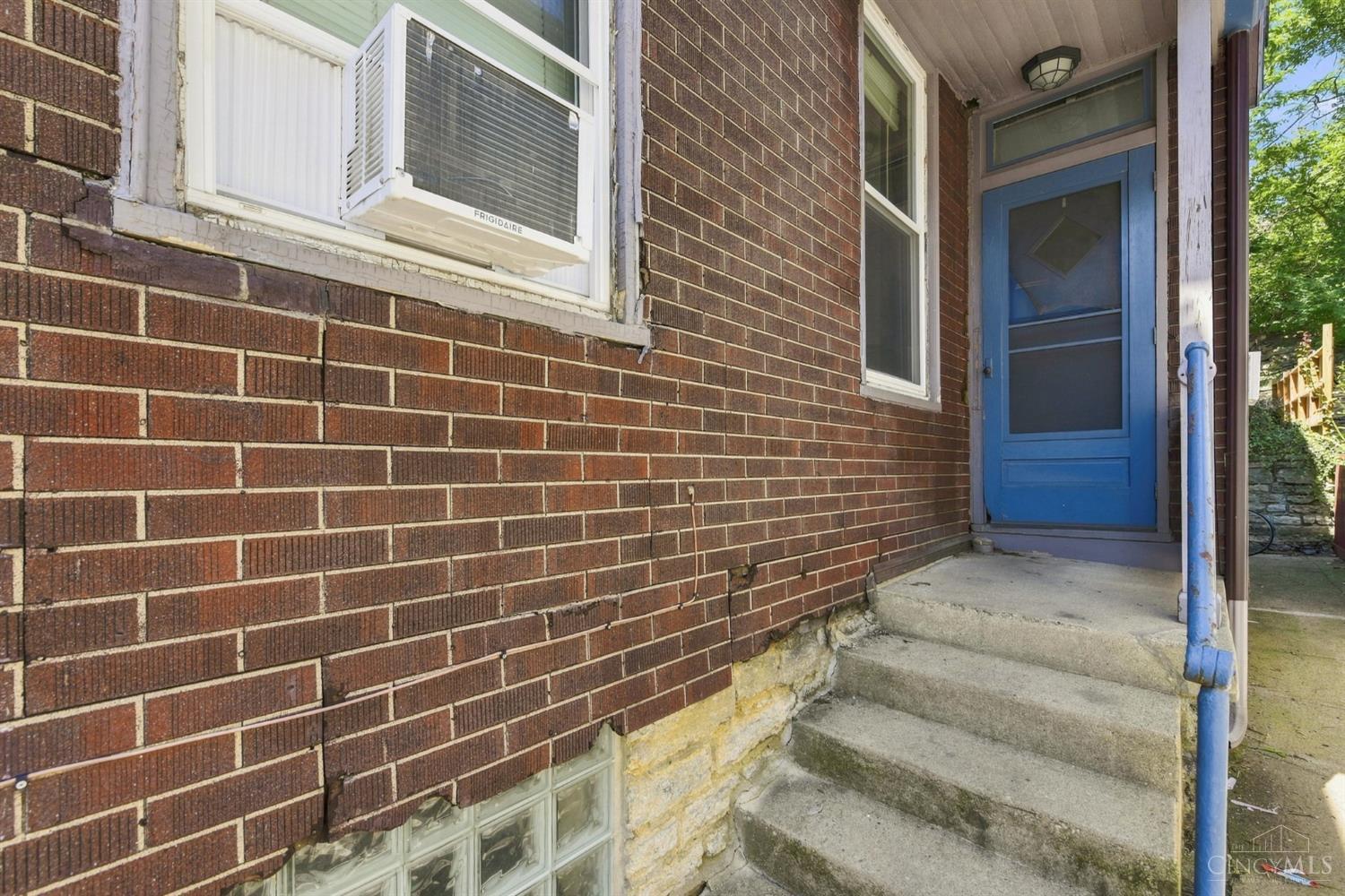 404 Ada Street