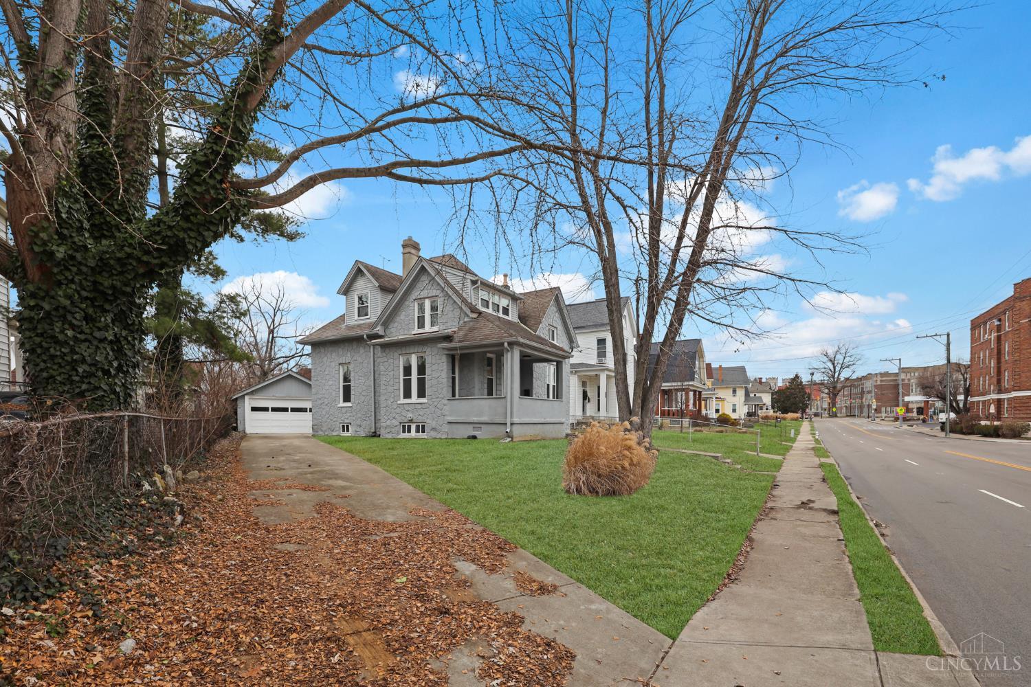 4317 Smith Road