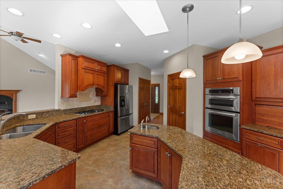 10855 Morning Sun Lane