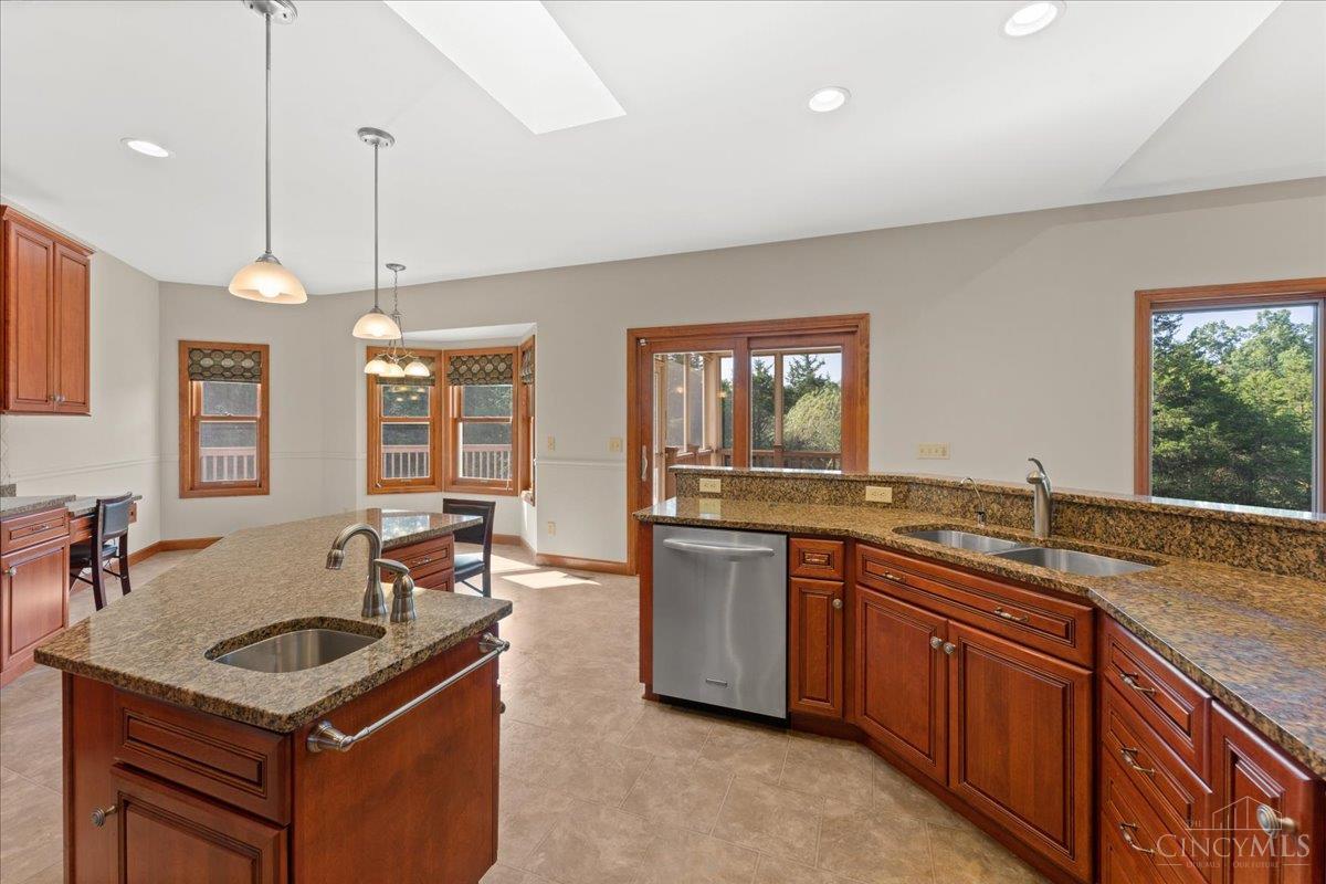 10855 Morning Sun Lane