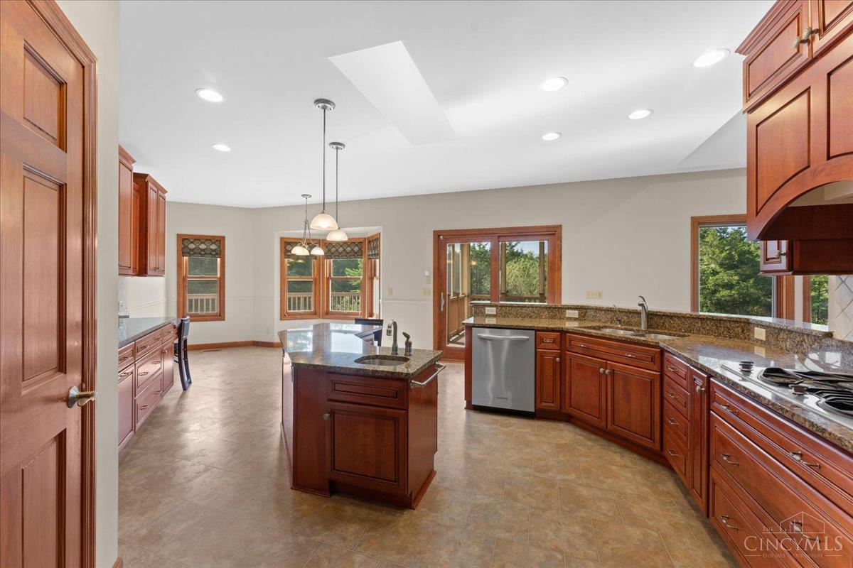 10855 Morning Sun Lane