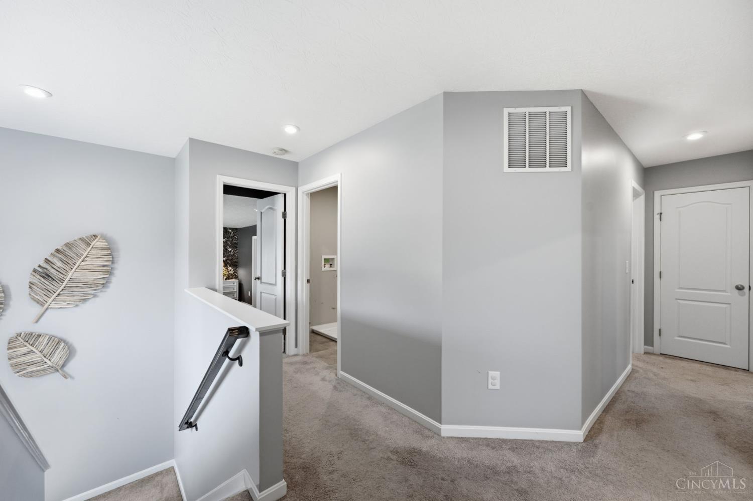 2794 Buckridge Drive