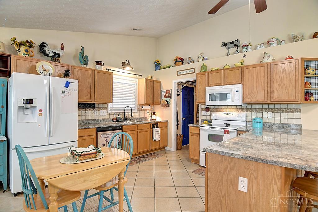 73 Viking Drive