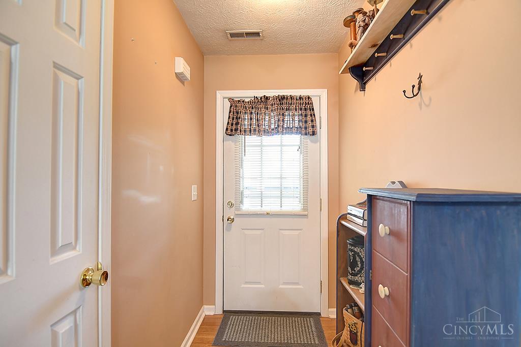 73 Viking Drive