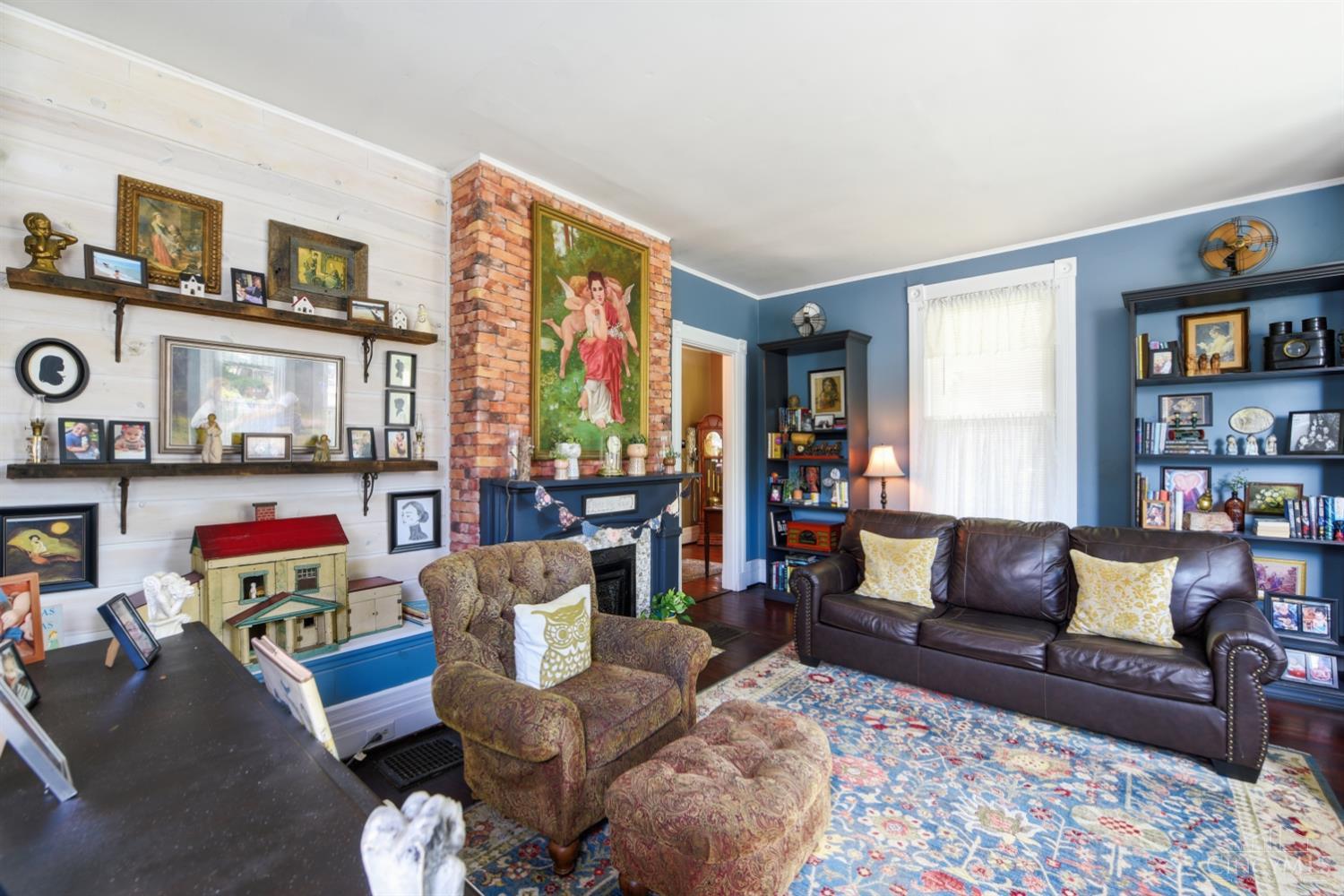 1505 Aster Place