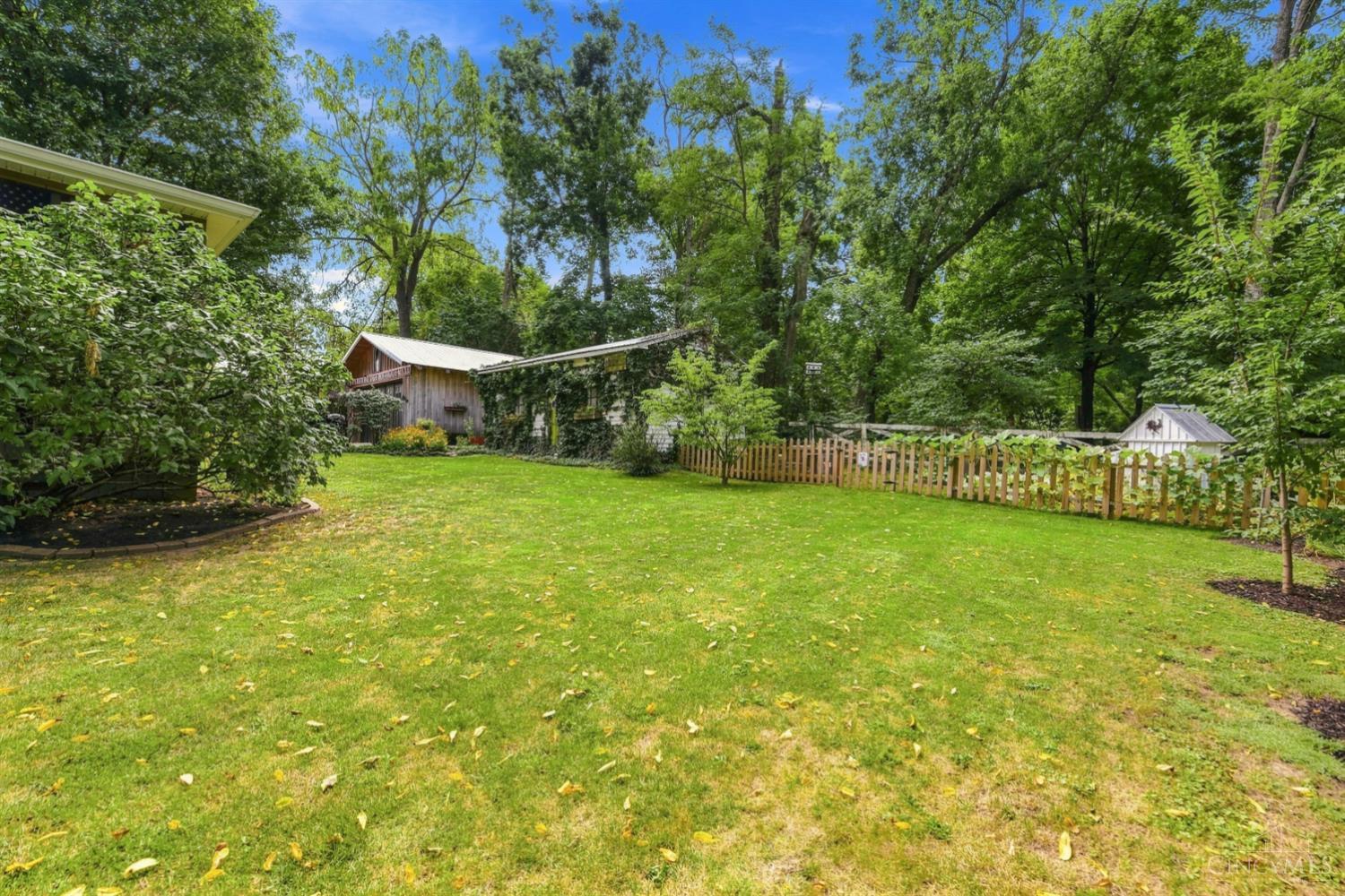1505 Aster Place