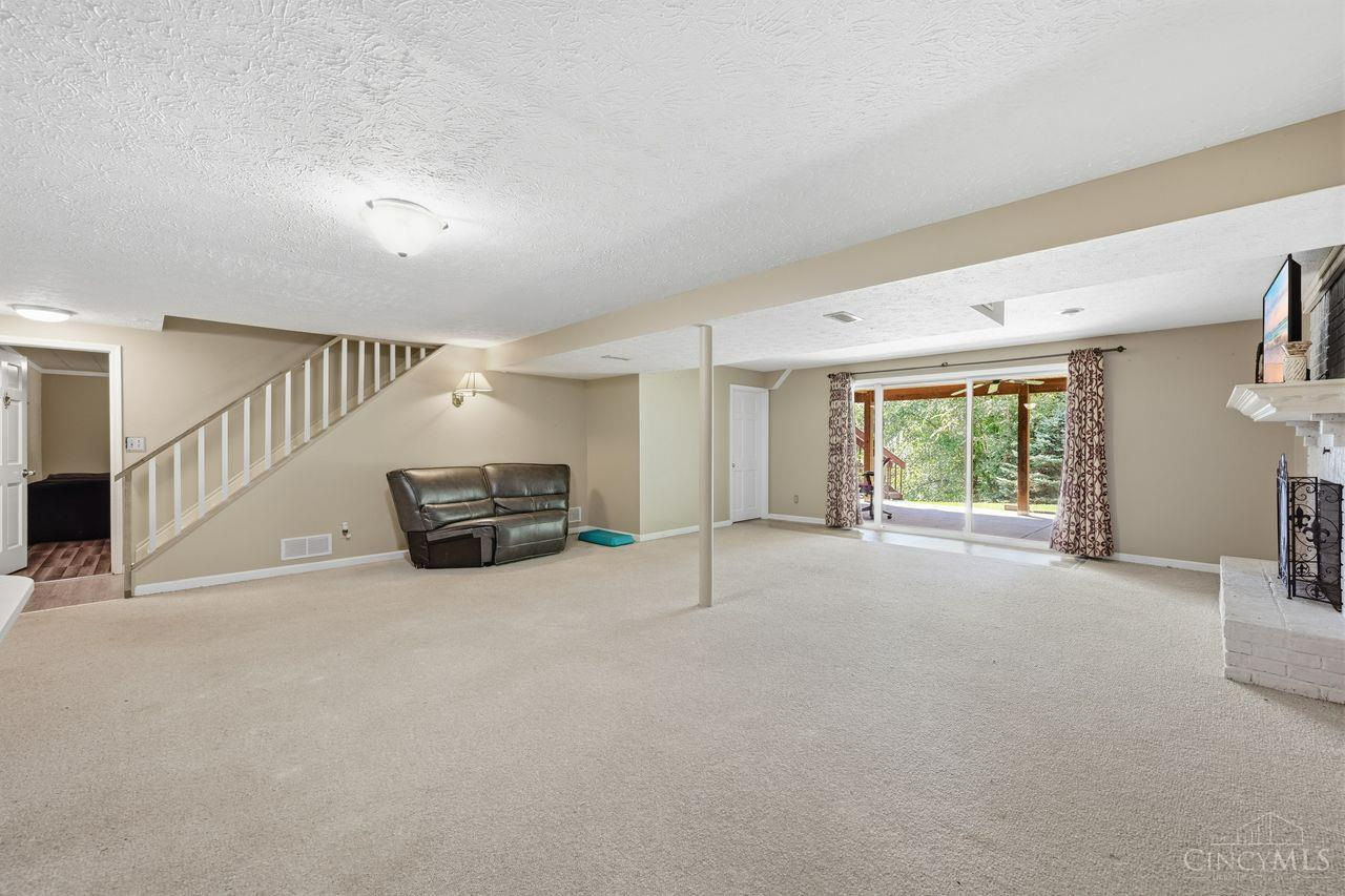 5391 Stonetrace Drive