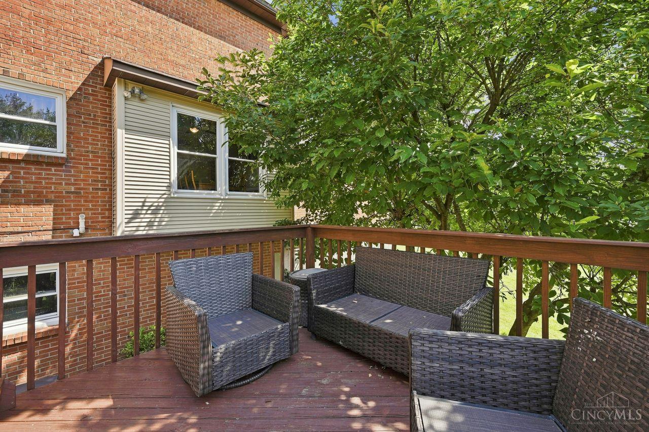 5391 Stonetrace Drive