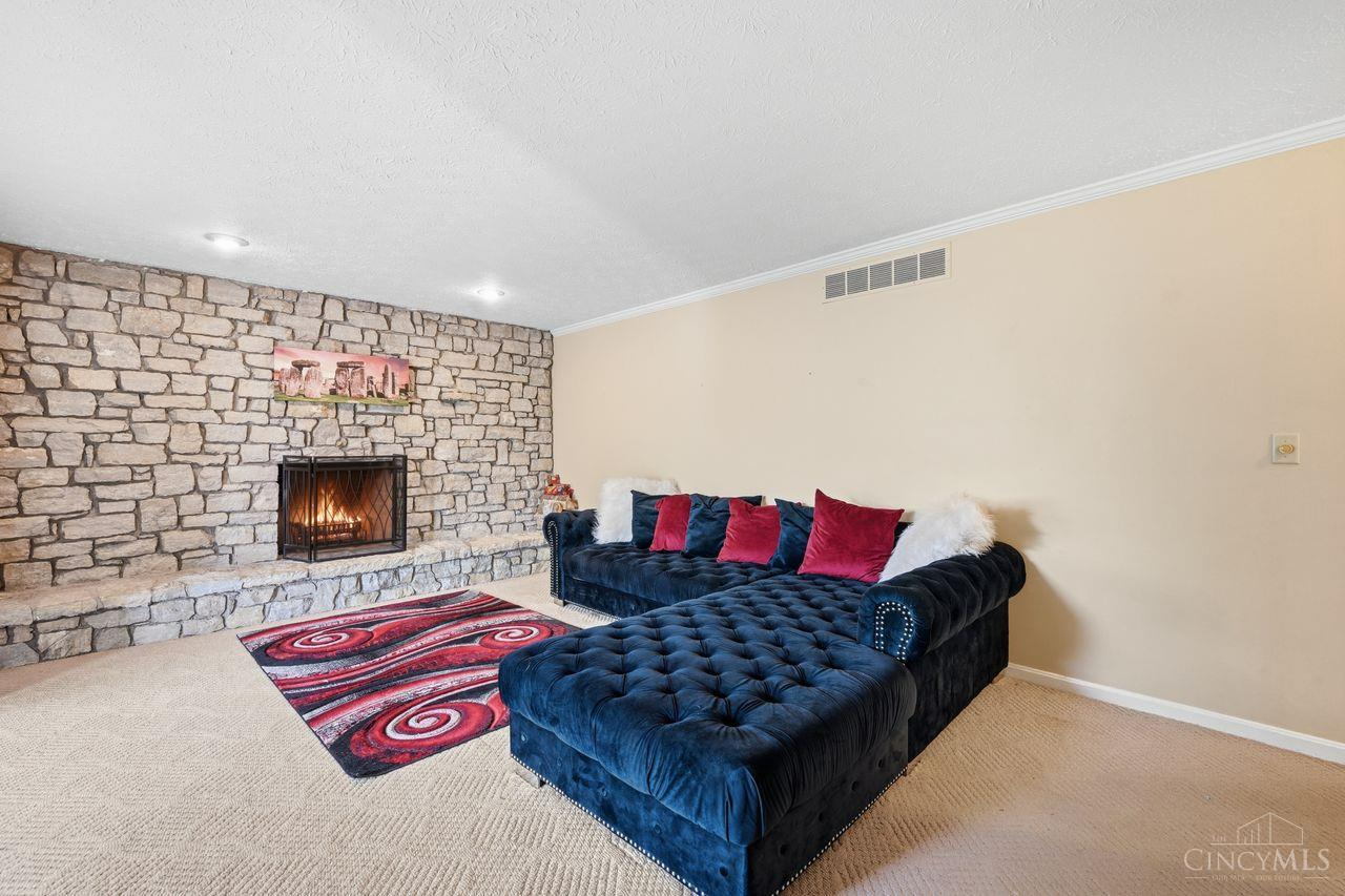 5391 Stonetrace Drive