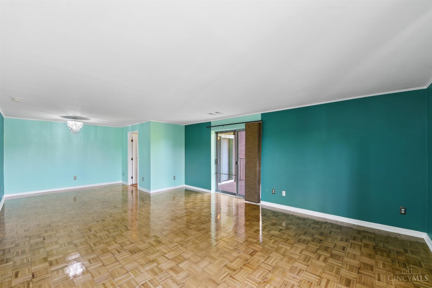880 Rue De La Paix Unit: A5