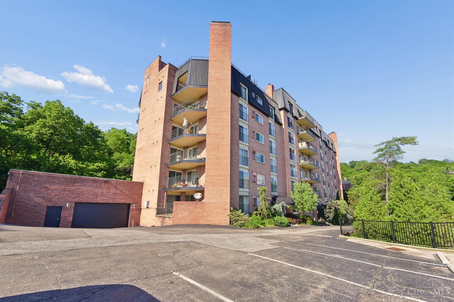 880 Rue De La Paix Unit: A5