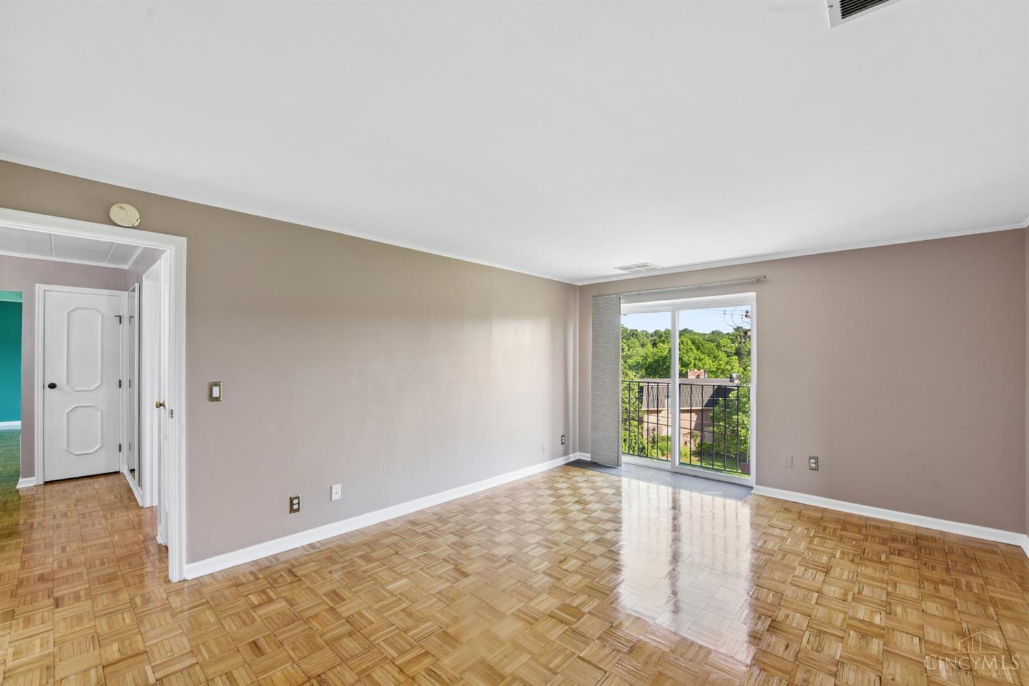 880 Rue De La Paix Unit: A5