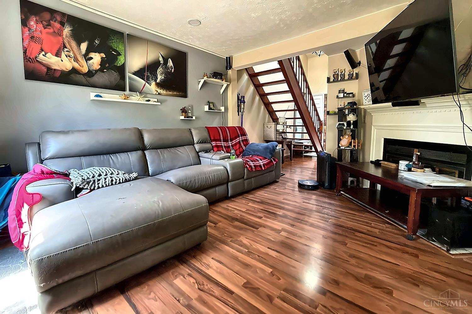 5391 Dickens Drive
