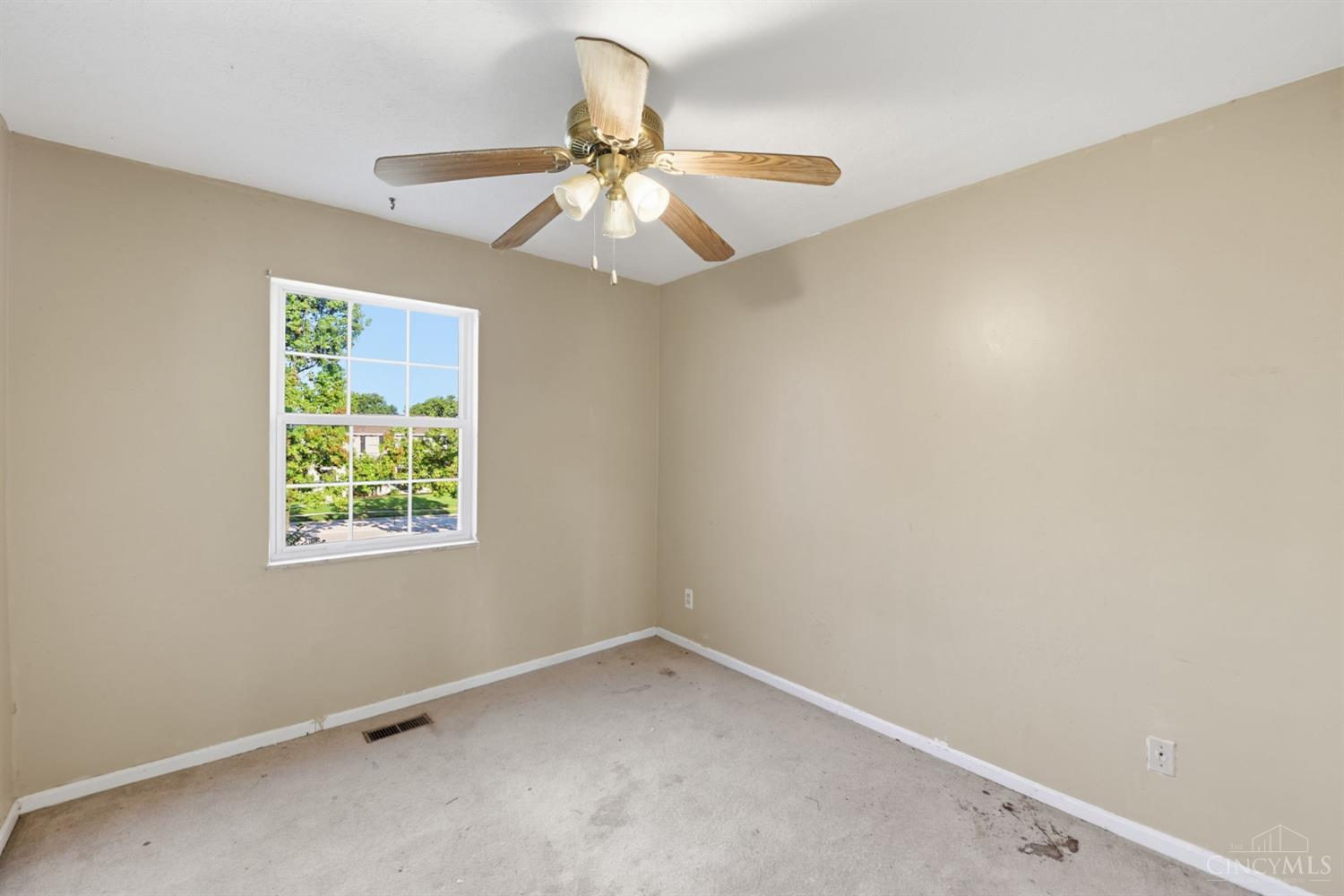 6200 Benzing Drive