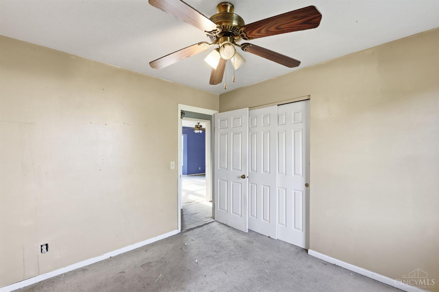 6200 Benzing Drive