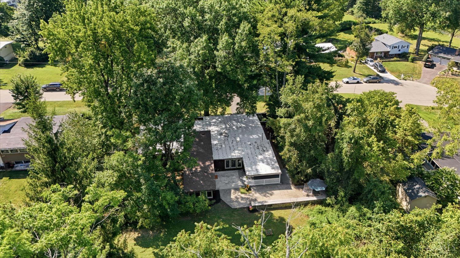 9084 Arrowhead Court
