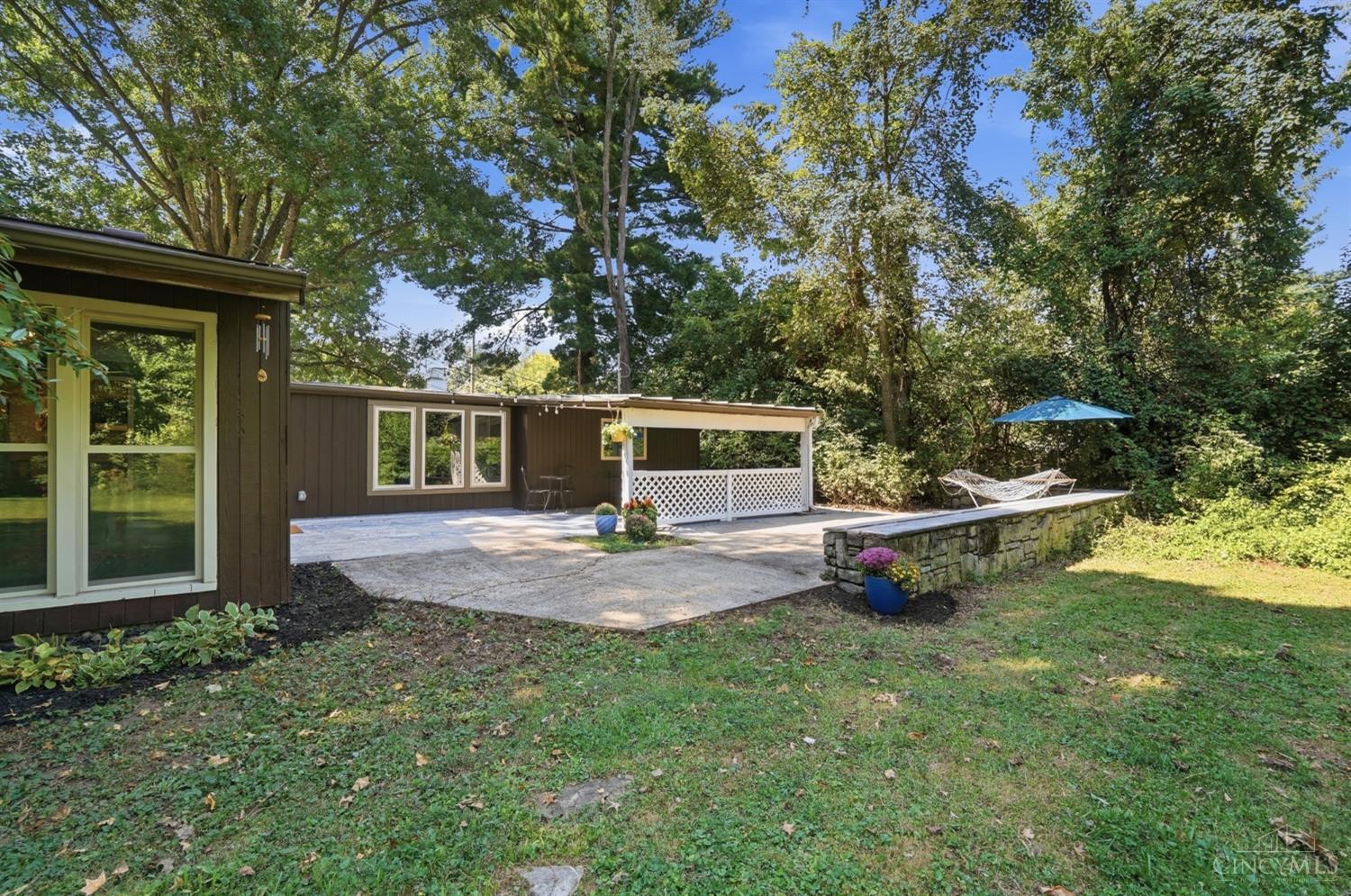 9084 Arrowhead Court
