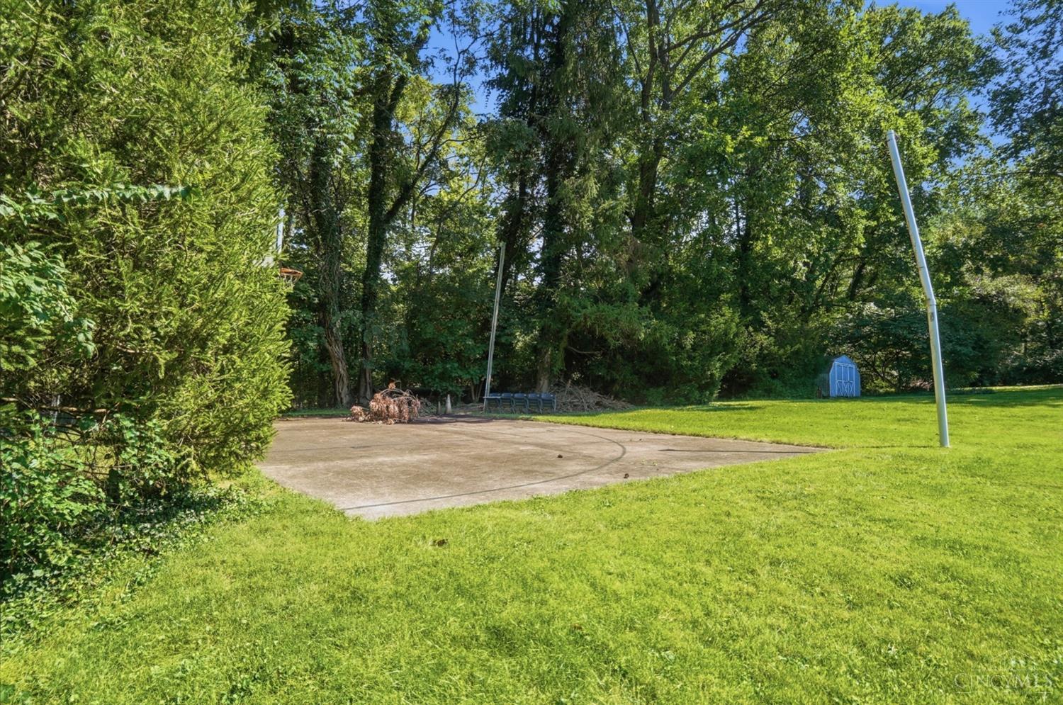 9084 Arrowhead Court