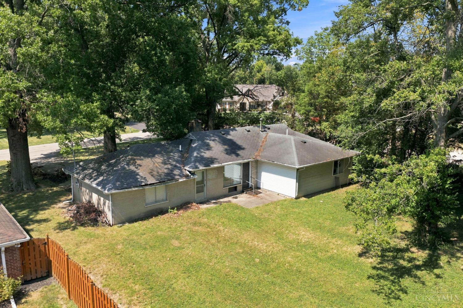 9736 Cooper Lane