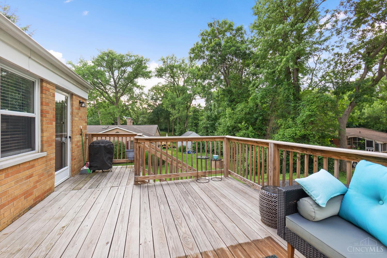 2888 Mount Airy Avenue